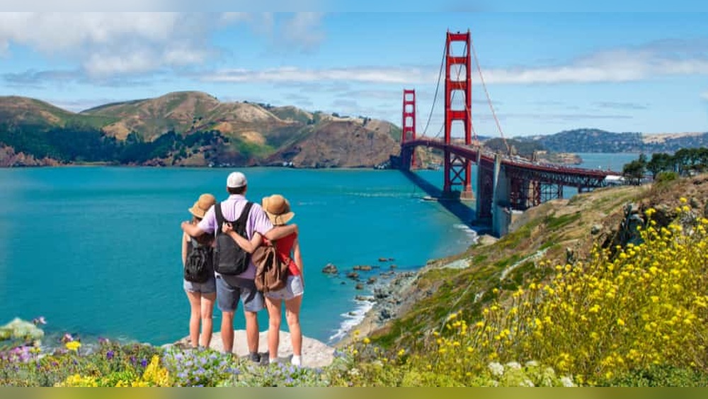 Golden Gate Bridge Travel Guide: Ultimate Tips for an Unforgettable Visit
