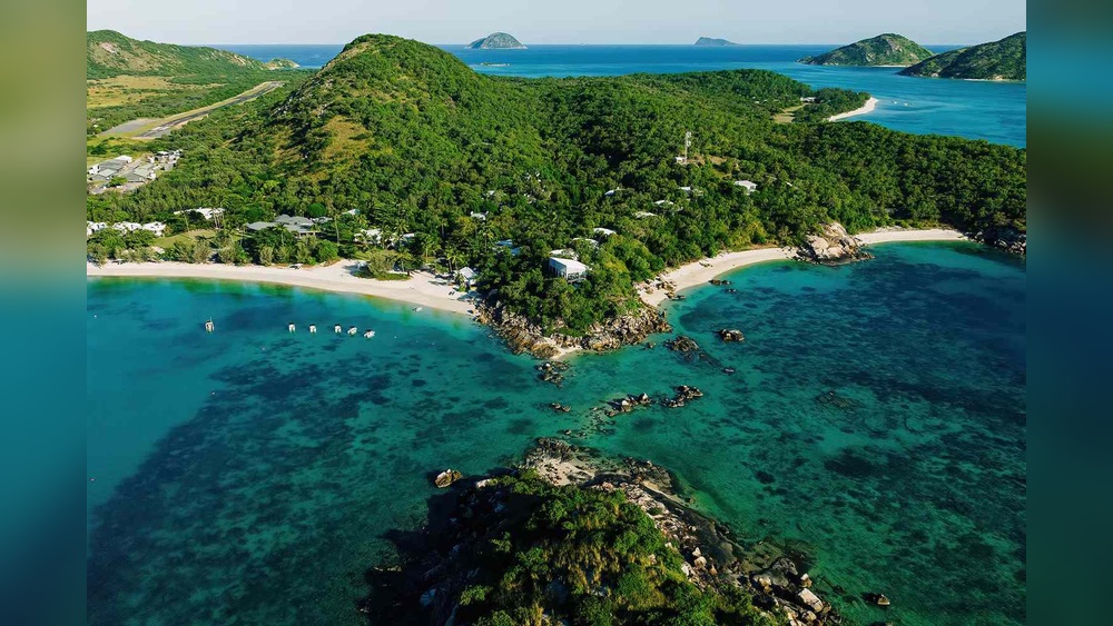 Great Barrier Reef Travel Guide
