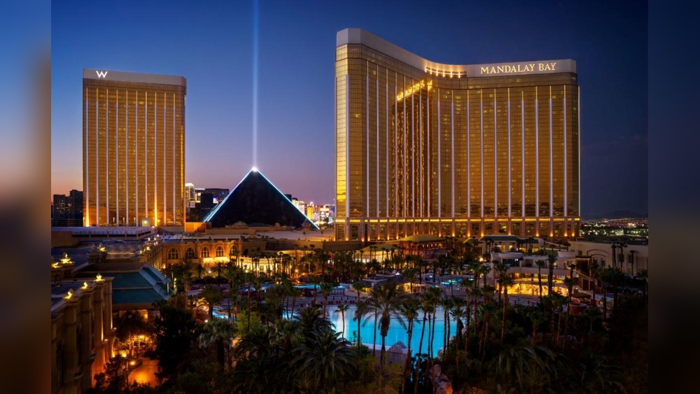 Las Vegas Hotels: Ultimate Guide to Best Deals & Luxury Stays