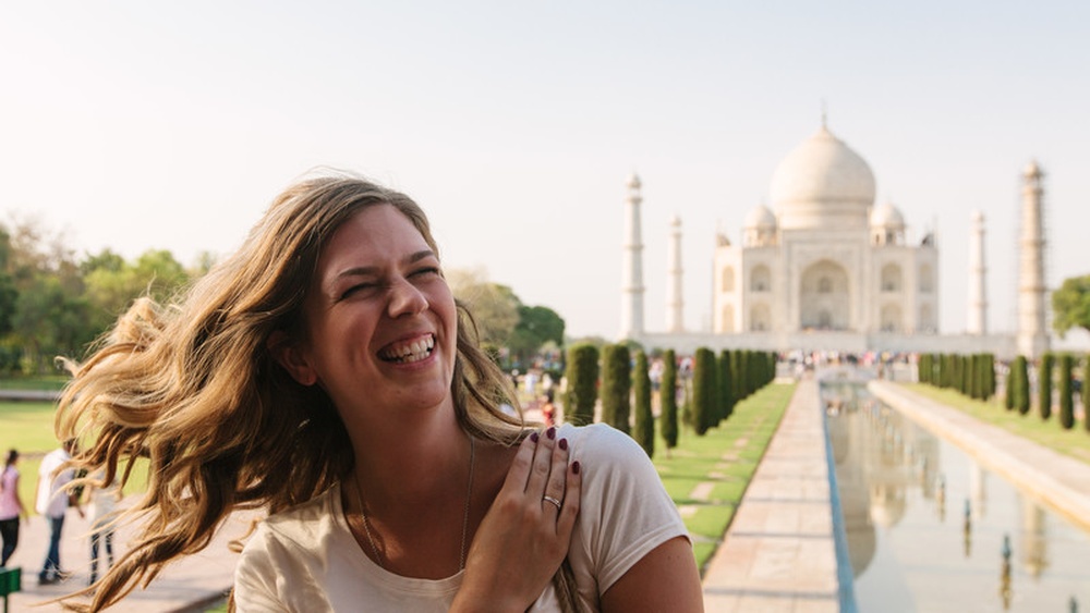 Taj Mahal Travel Guide