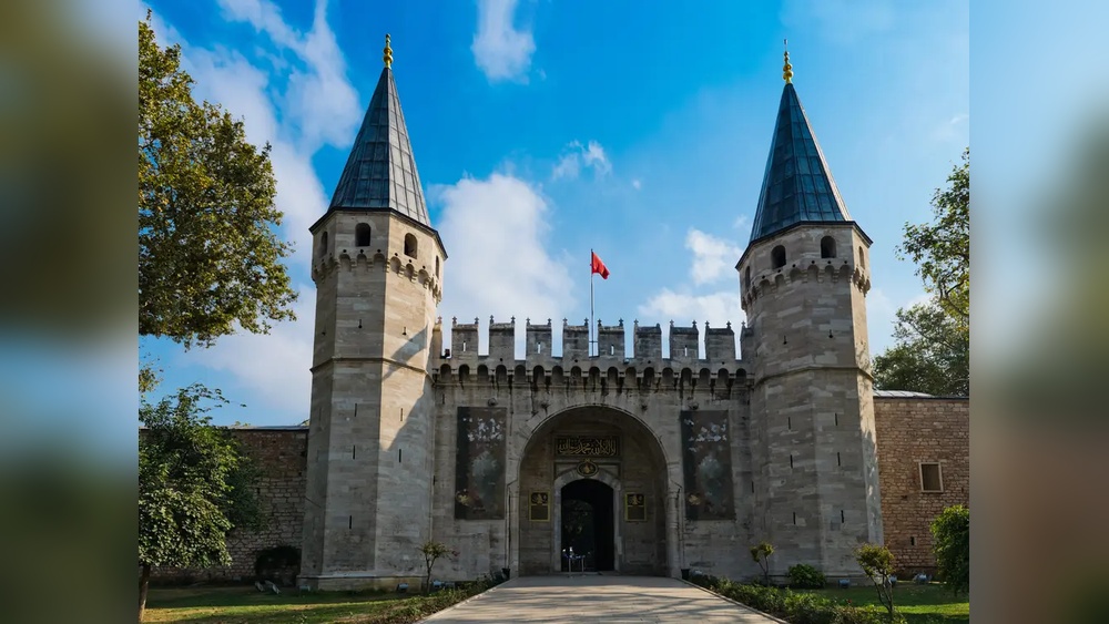 Topkapi Palace Travel Guide: Ultimate Tips for an Unforgettable Visit